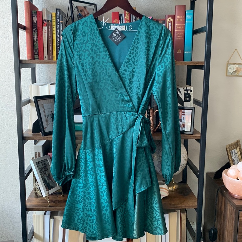 NWT Emerald Green Holiday Party Wrap Dress